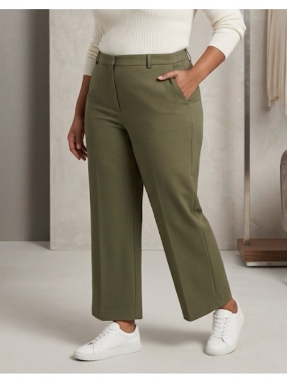 Banana Republic Olive Green Ladies Dress Pants - Cropped with slight flare